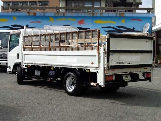 Isuzu ELF TRUCK 2015-08 13595-1
