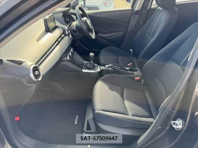 Mazda MAZDA2 2019-12 341174-16