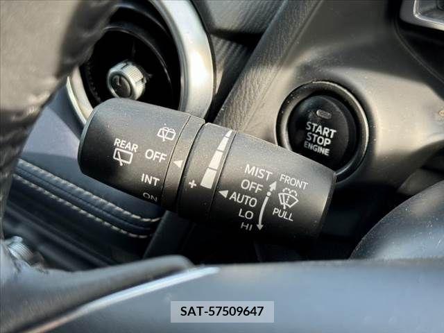 Mazda MAZDA2 2019-12 341174-25