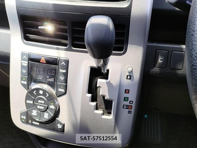 Toyota VOXY 2011-08 289178-14