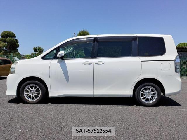 Toyota VOXY 2011-08 289178-10