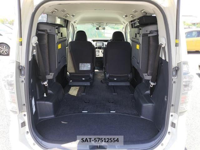 Toyota VOXY 2011-08 289178-26