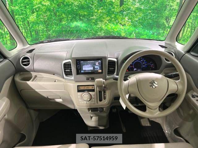Suzuki SPACIA 2014-12 252996-1