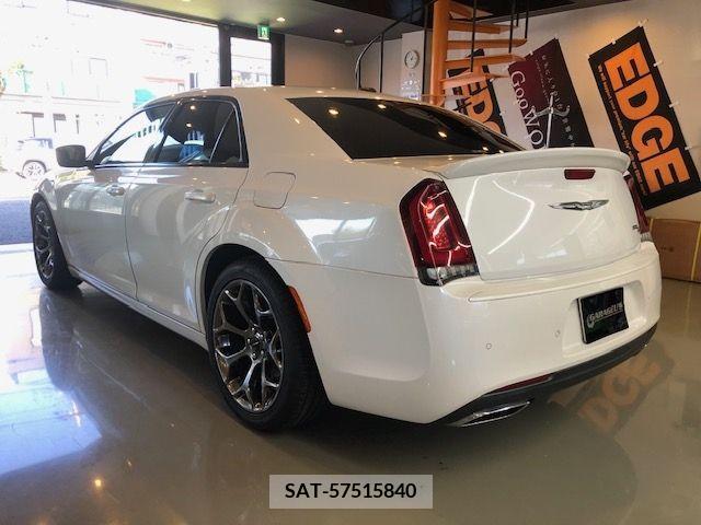 Chrysler 300 2016-03 207854-2