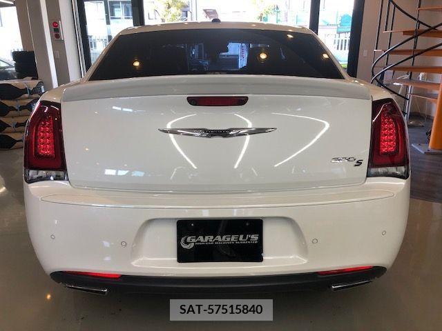 Chrysler 300 2016-03 207854-5