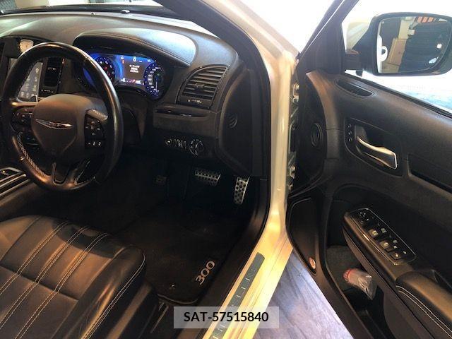 Chrysler 300 2016-03 207854-19