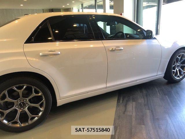 Chrysler 300 2016-03 207854-8