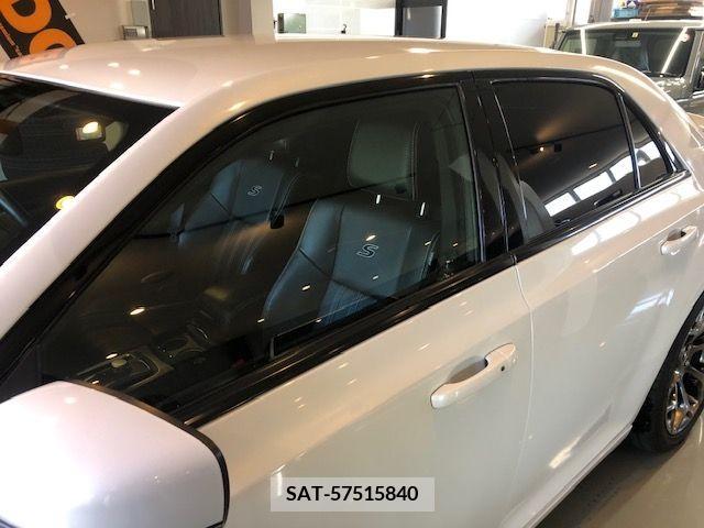 Chrysler 300 2016-03 207854-13