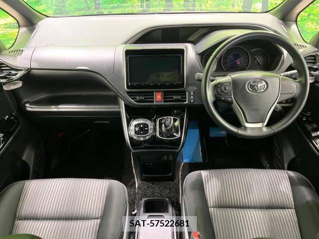 Toyota VOXY HYBRID 2020-04 322818-1