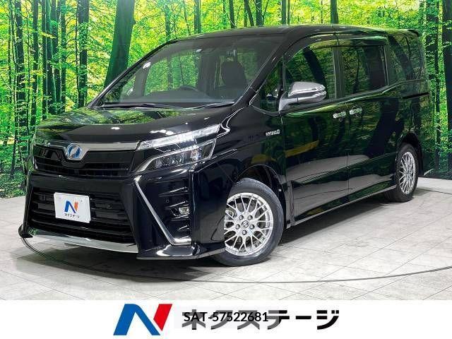 Toyota VOXY HYBRID 2020-04 322818-0