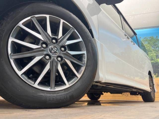 Toyota VOXY 2016-05 4479-15