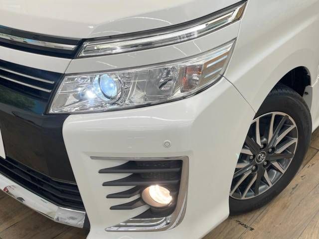 Toyota VOXY 2016-05 4479-14