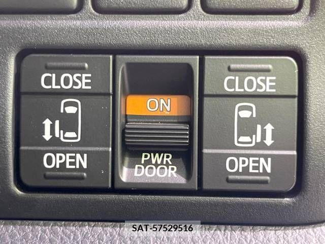 Toyota VOXY 2020-09 332393-2