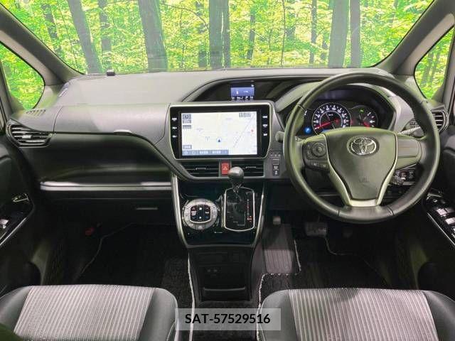 Toyota VOXY 2020-09 332393-1
