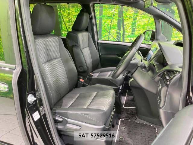 Toyota VOXY 2020-09 332393-9