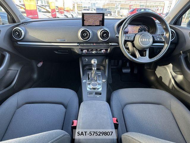 Audi A3 SEDAN 2019-04 356464-1