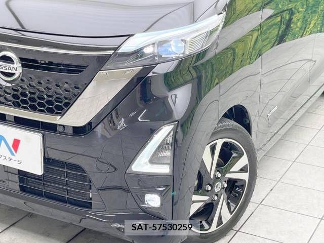 Nissan ROOX 2021-08 354463-12
