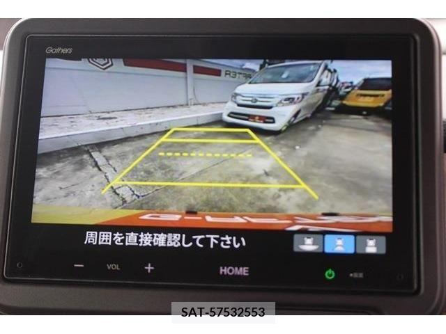 Honda N BOX 2023-11 278611-1