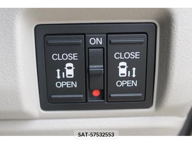 Honda N BOX 2023-11 278611-15