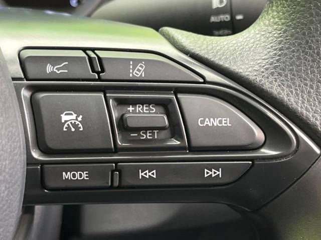 Toyota YARIS CROSS 2023-03 194250-4