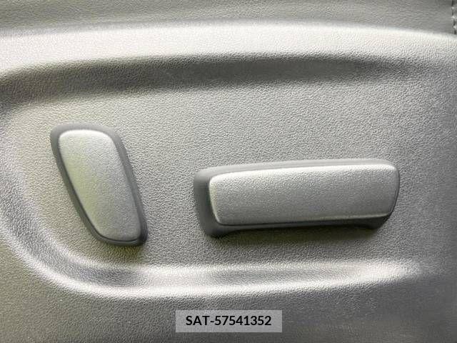 Toyota VELLFIRE 2018-11 379273-7