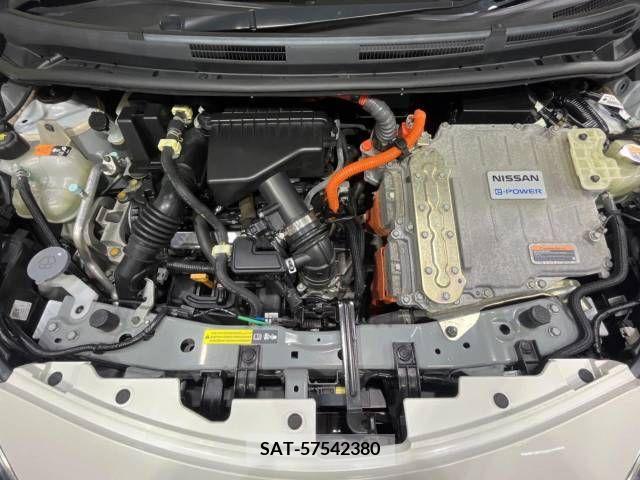 Nissan NOTE 2019-06 383103-18