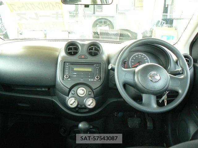 Nissan LATIO 2014-01 275031-4
