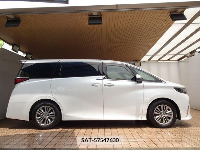 Toyota ALPHARD 2023-10 299686-6