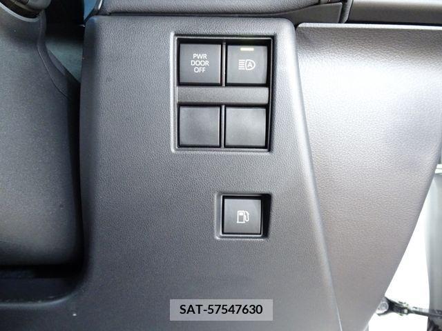 Toyota ALPHARD 2023-10 299686-18