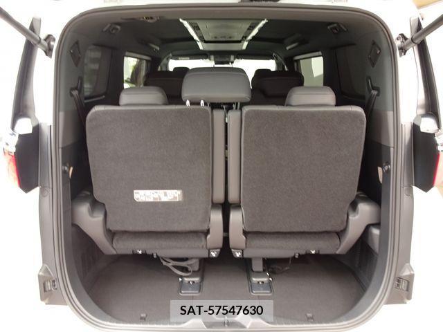 Toyota ALPHARD 2023-10 299686-10