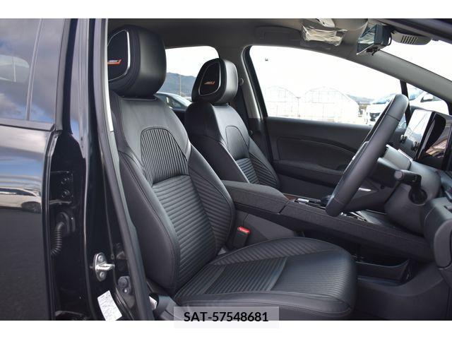 Nissan AURA 2022-04 215566-15