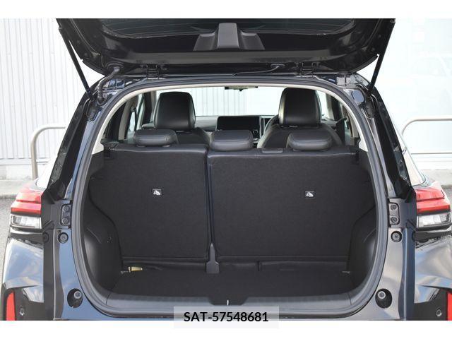 Nissan AURA 2022-04 215566-18