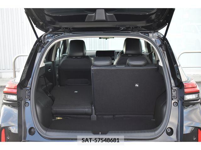 Nissan AURA 2022-04 215566-19