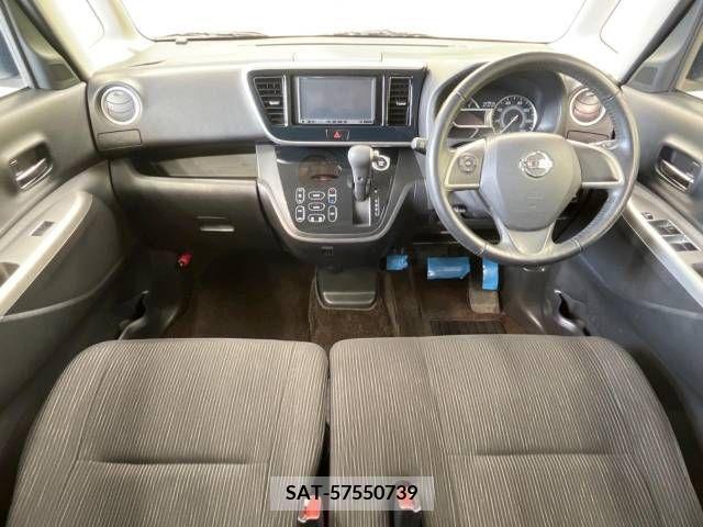 Nissan ROOX 2015-03 323772-1