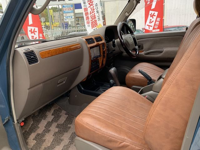 Toyota PRADO 2002-07 20347-17
