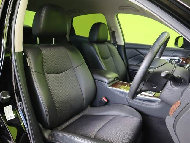 Nissan FUGA 2015-11 788-18