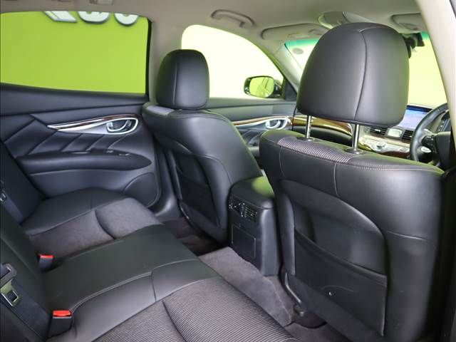 Nissan FUGA 2015-11 788-21