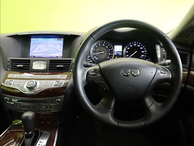Nissan FUGA 2015-11 788-17