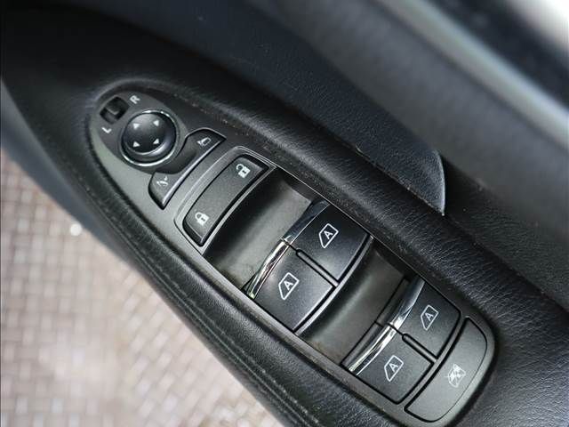 Nissan FUGA 2015-11 788-15