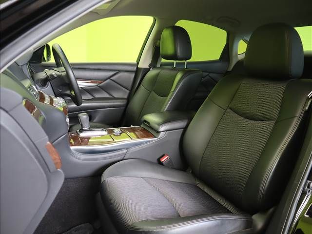 Nissan FUGA 2015-11 788-28
