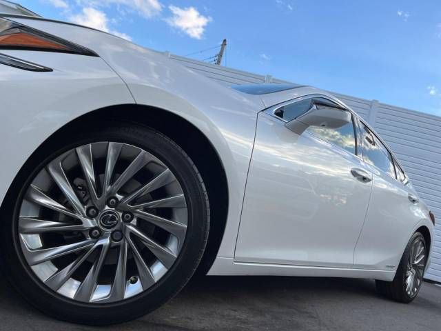 Lexus ES 2019-03 28081-12