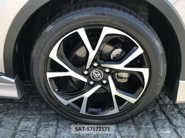 Toyota C-HR 2018-07 213267-7