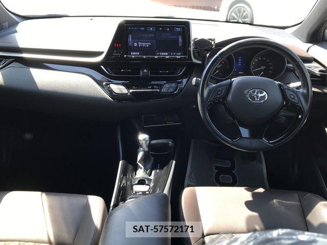 Toyota C-HR 2018-07 213267-8