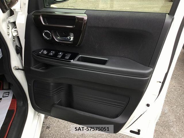 Honda N BOX CUSTOM 2019-04 217896-15