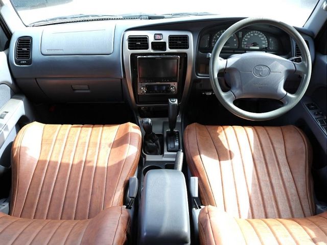 Toyota HILUX SURF 1999-01 298-1