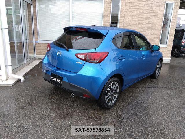 Mazda DEMIO 2015-08 344670-1