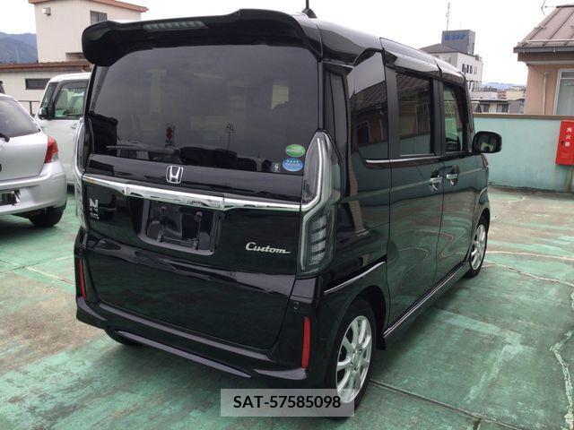 Honda N BOX CUSTOM 2018-05 364997-3