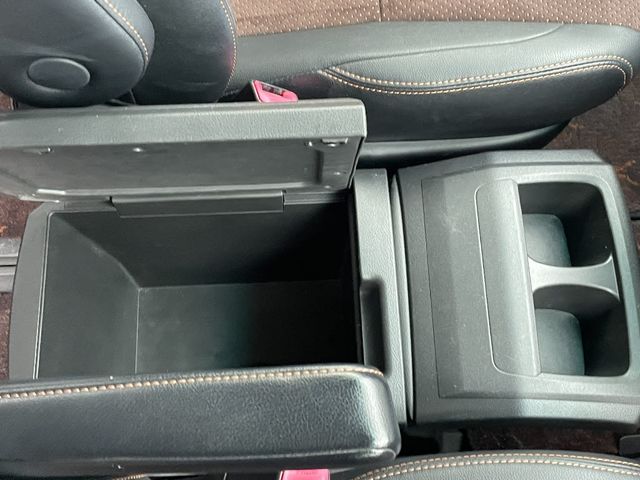 Toyota ALPHARD 2014-01 196108-17