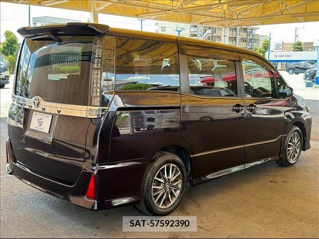Toyota VOXY 2014-06 321396-16
