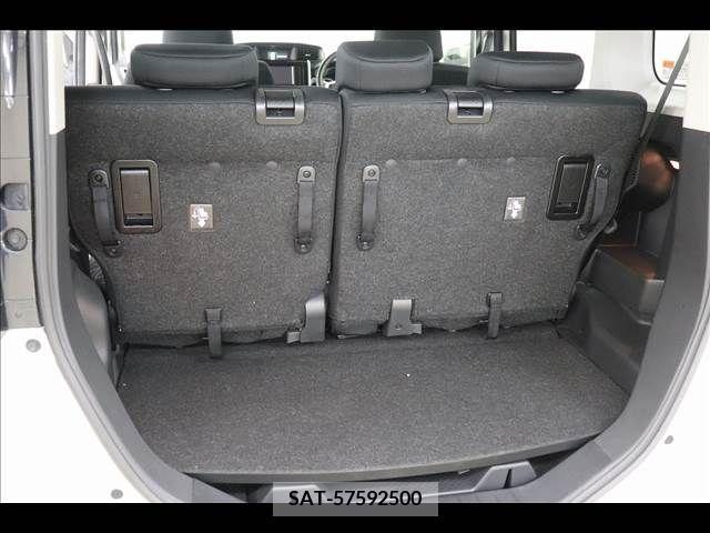 Toyota ROOMY 2019-10 339673-13